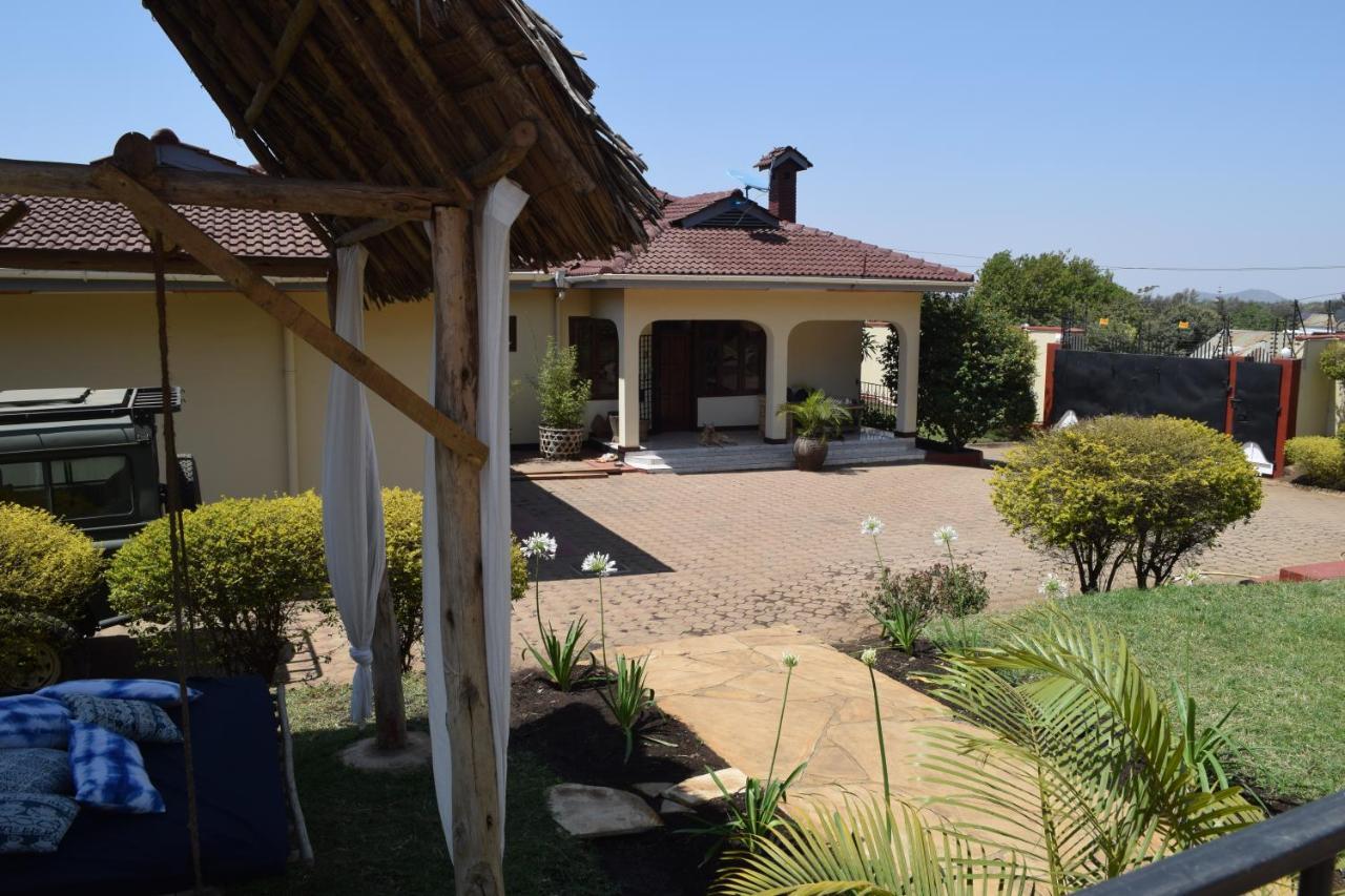 Stasumo House Arusha Bed & Breakfast ภายนอก รูปภาพ