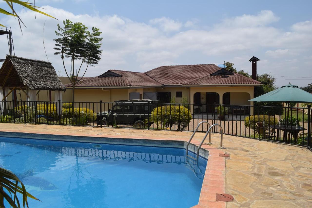 Stasumo House Arusha Bed & Breakfast ภายนอก รูปภาพ